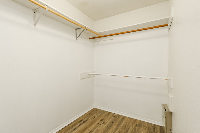1,785/Mo, 4703 Lost Lake Ln Spring, TX 77388 Walk In Closet View