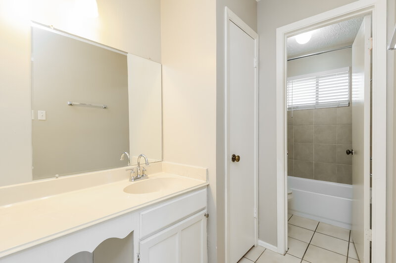 1,785/Mo, 4703 Lost Lake Ln Spring, TX 77388 Bathroom View