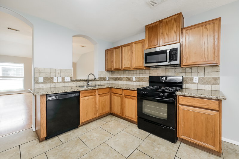1,830/Mo, 5714 Straight Way Humble, TX 77339 Kitchen View 2