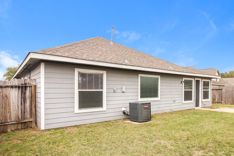 1,785/Mo, 5714 Straight Way Humble, TX 77339 Rear View 2