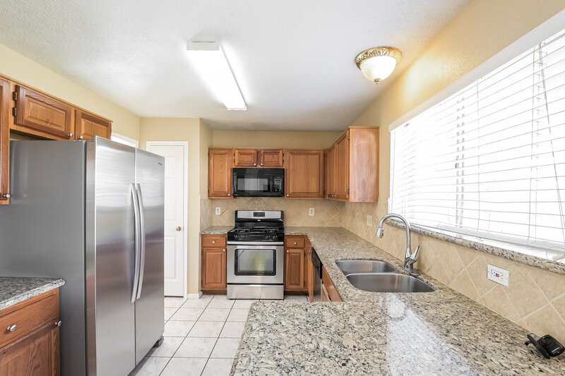 1,970/Mo, 13514 Ryanwood Dr Houston, TX 77065 Kitchen View 2