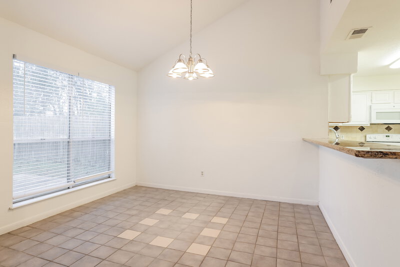 2,145/Mo, 13611 Lynnville Dr Houston, TX 77065 Dining Room View