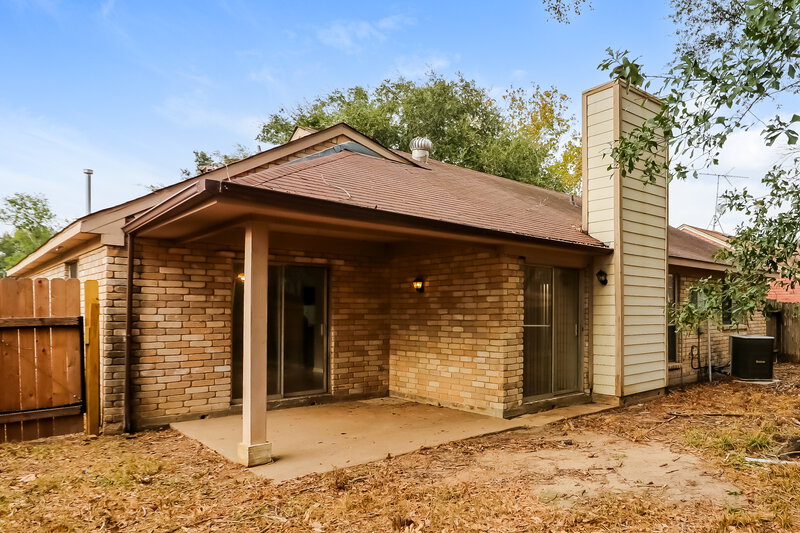 1,705/Mo, 19523 Elmtree Estates Dr Katy, TX 77449 Rear View