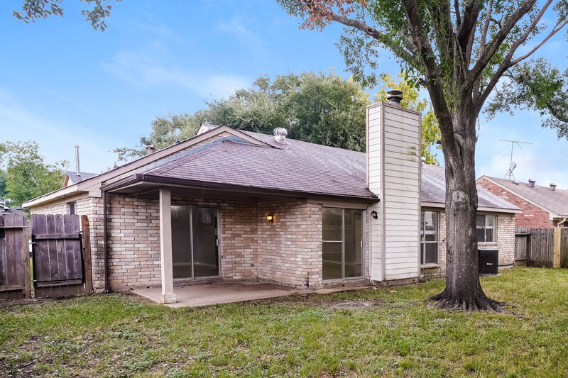 1,675/Mo, 19523 Elmtree Estates Dr Katy, TX 77449 Rear View