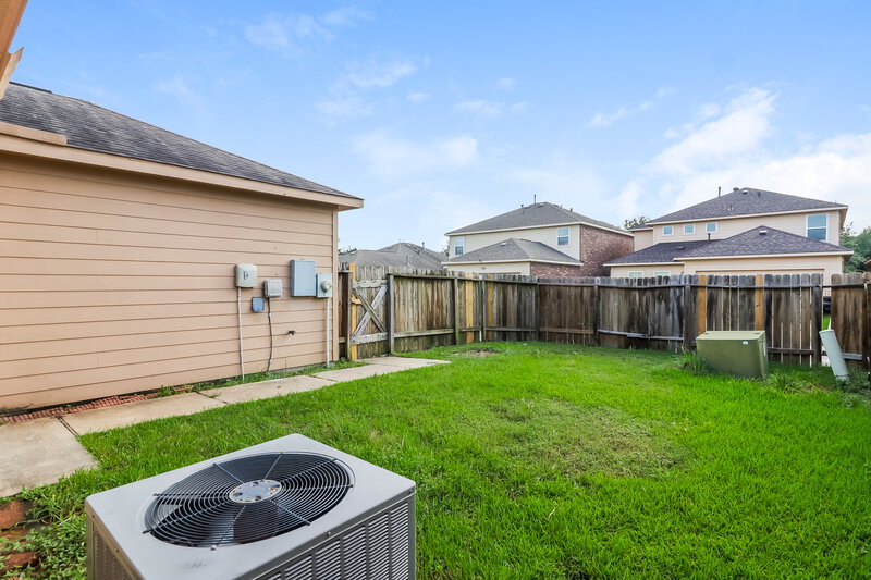 1,885/Mo, 8119 Almera Falls Dr Cypress, TX 77433 Rear View