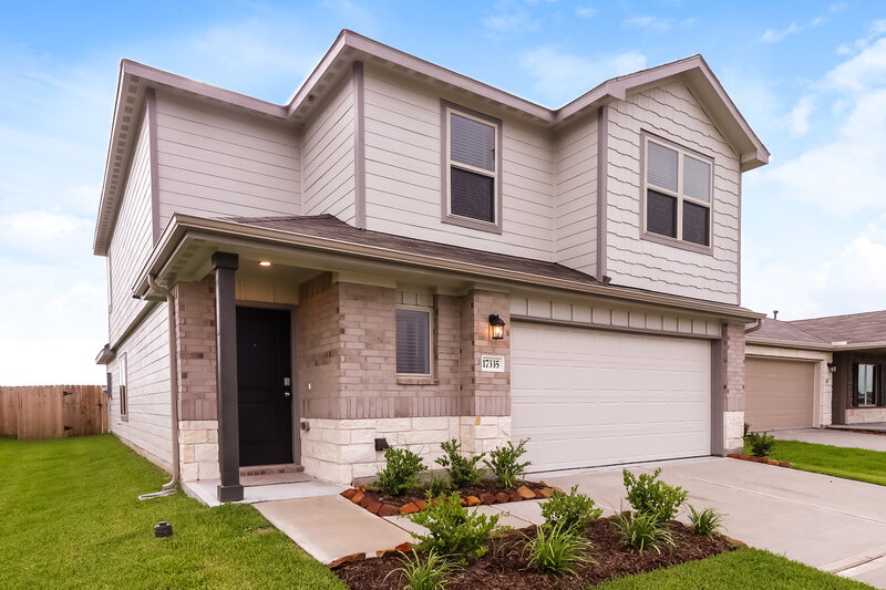 1,870/Mo, 17335 Roxboro Rdg Ln Crosby, TX 77532 Front View