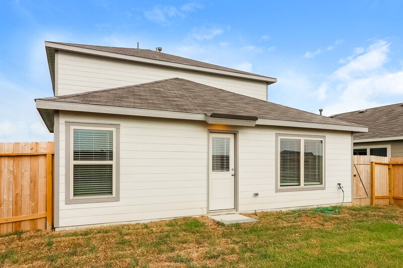 1,870/Mo, 17335 Roxboro Rdg Ln Crosby, TX 77532 Rear View