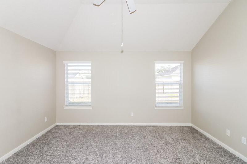 1,725/Mo, 3623 Elmwood Dale Dr Fresno, TX 77545 Main Bedroom View