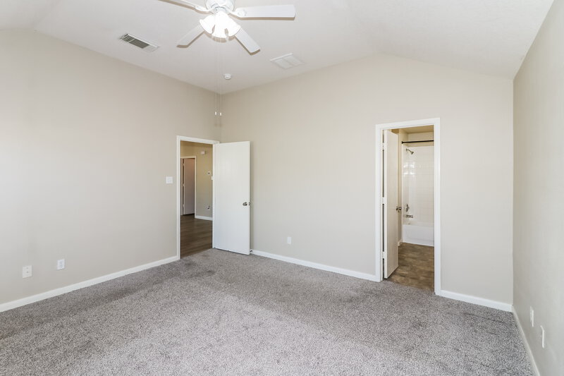 1,725/Mo, 3623 Elmwood Dale Dr Fresno, TX 77545 Main Bedroom View 2