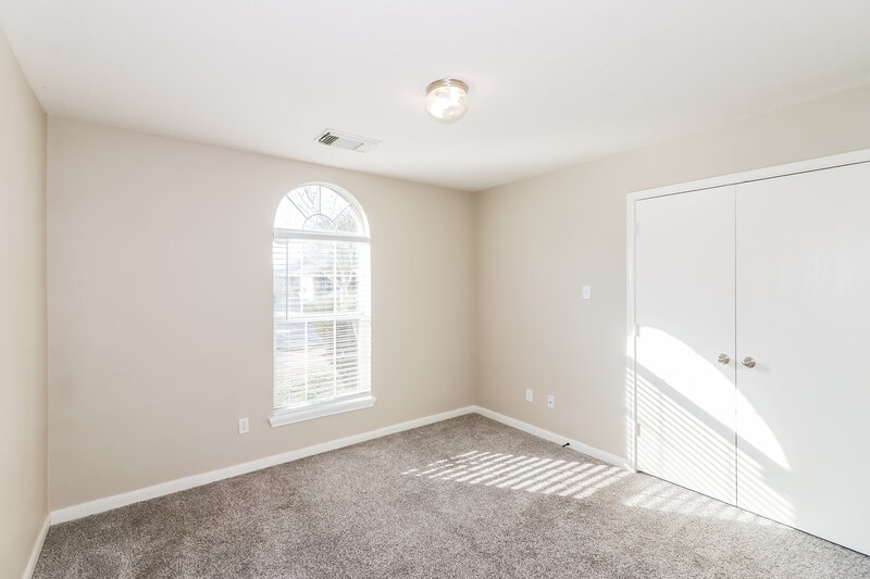 1,725/Mo, 3623 Elmwood Dale Dr Fresno, TX 77545 Bedroom View