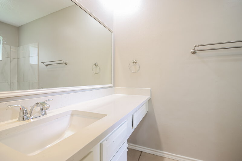 1,865/Mo, 4306 Hickorygate Dr Spring, TX 77373 Main Bathroom View