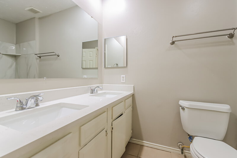 1,865/Mo, 4306 Hickorygate Dr Spring, TX 77373 Bathroom View