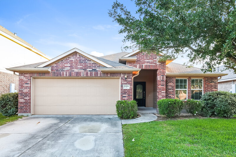1,985/Mo, 21519 Kings Bend Dr Kingwood, TX 77339 External View
