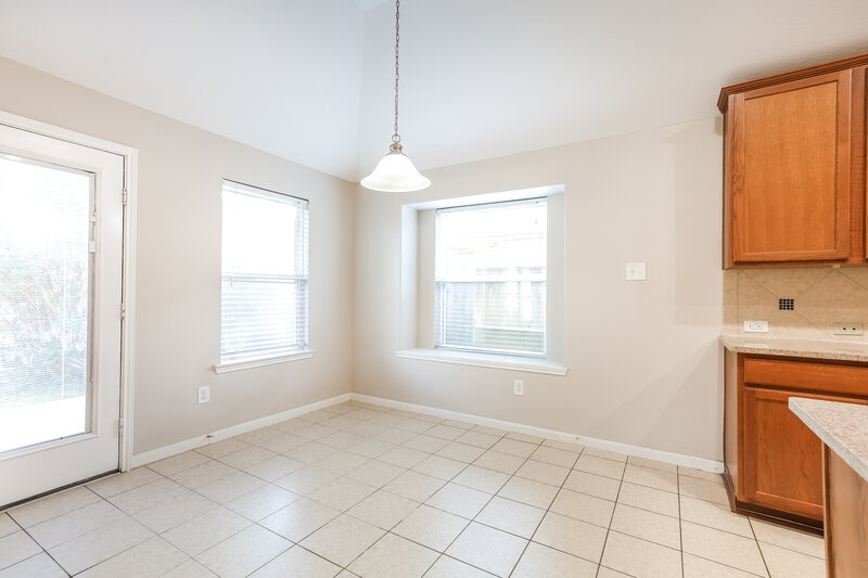 1,985/Mo, 21519 Kings Bend Dr Kingwood, TX 77339 Dining Room View