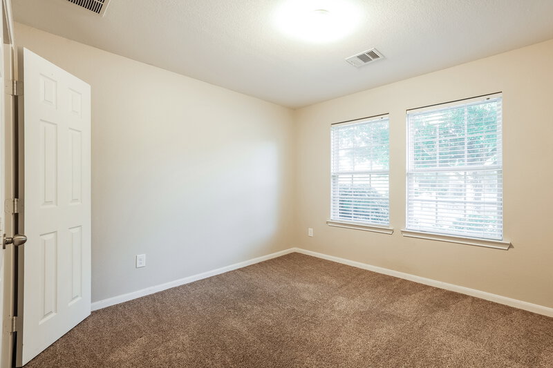 1,985/Mo, 21519 Kings Bend Dr Kingwood, TX 77339 Bedroom View