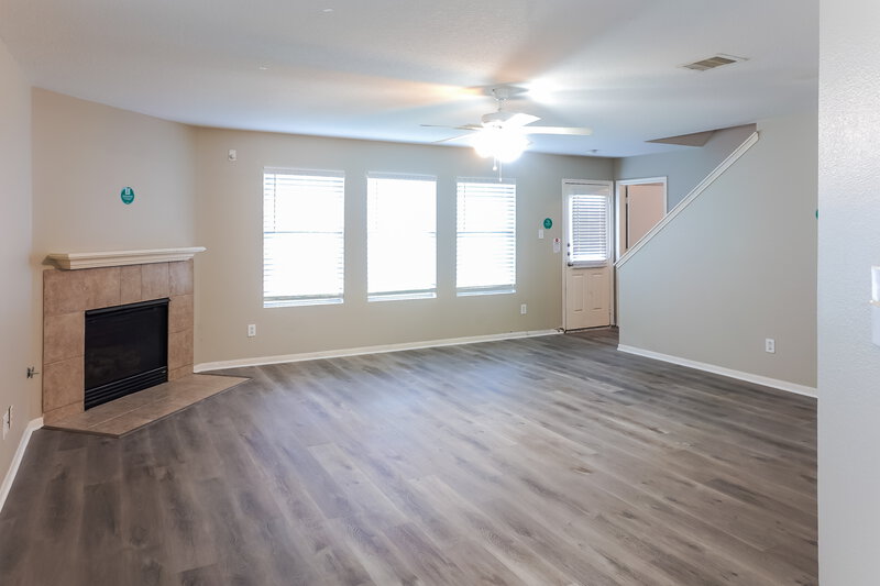 2,685/Mo, 3338 Barkers Crossing Ave Houston, TX 77084 Living Room View