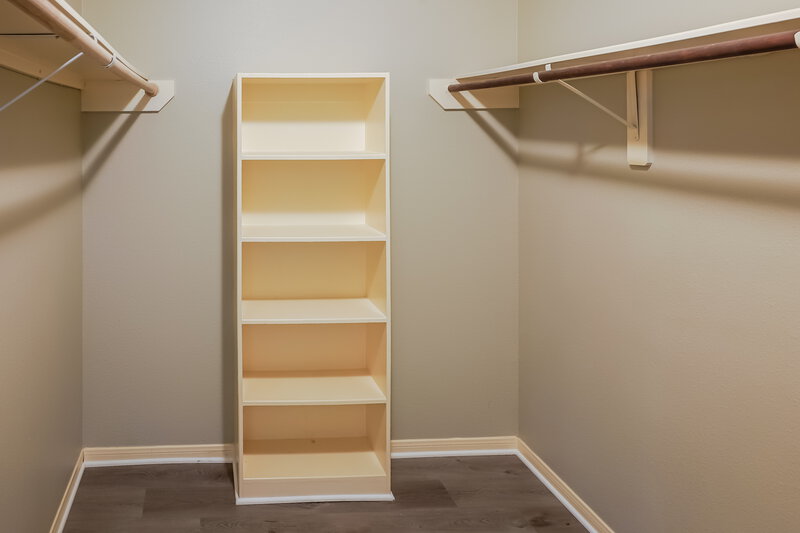 2,685/Mo, 3338 Barkers Crossing Ave Houston, TX 77084 Walk In Closet View