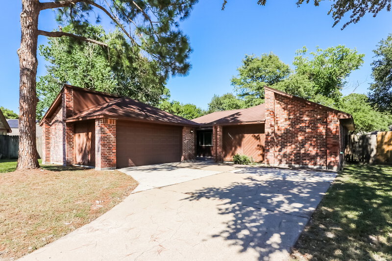2,025/Mo, 10810 Gusty Winds Ct Houston, TX 77064 External View