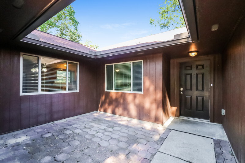 2,025/Mo, 10810 Gusty Winds Ct Houston, TX 77064 Front Entrance View