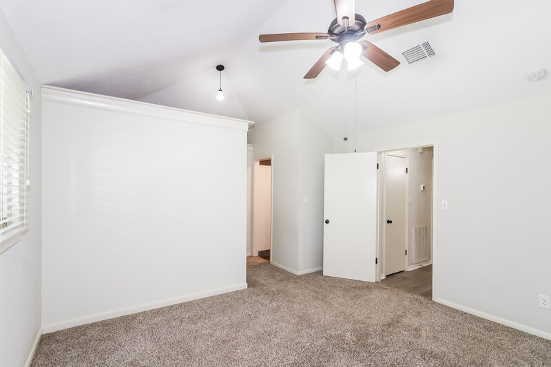 2,025/Mo, 10810 Gusty Winds Ct Houston, TX 77064 Main Bedroom View