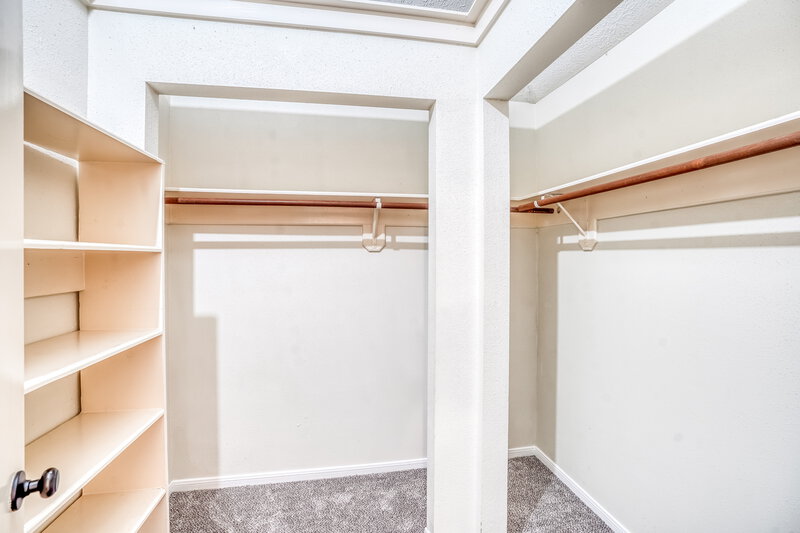 1,810/Mo, 10810 Gusty Winds Ct Houston, TX 77064 Walk In Closet View