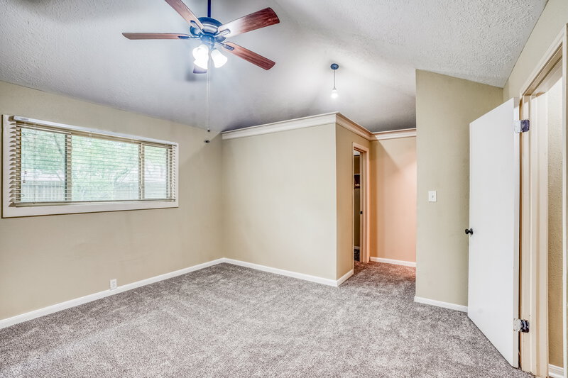 1,810/Mo, 10810 Gusty Winds Ct Houston, TX 77064 Main Bedroom View 2