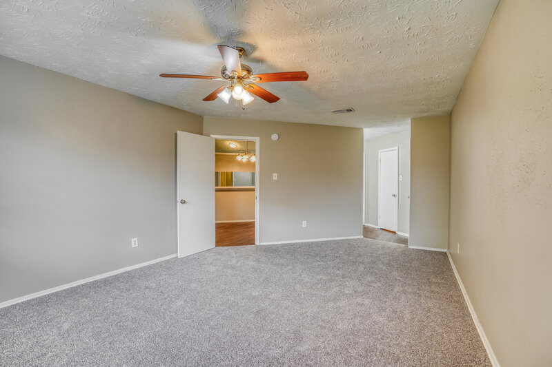 1,915/Mo, 19402 San Gabriel Dr Houston, TX 77084 Main Bedroom View