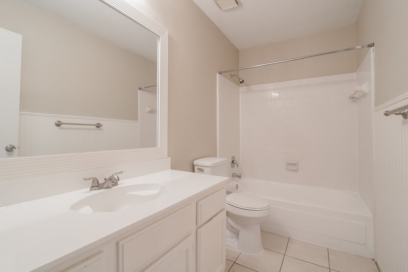 1,690/Mo, 11742 Yearling Dr Houston, TX 77065 Master Bathroom View
