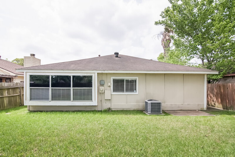 1,690/Mo, 11742 Yearling Dr Houston, TX 77065 Rear View
