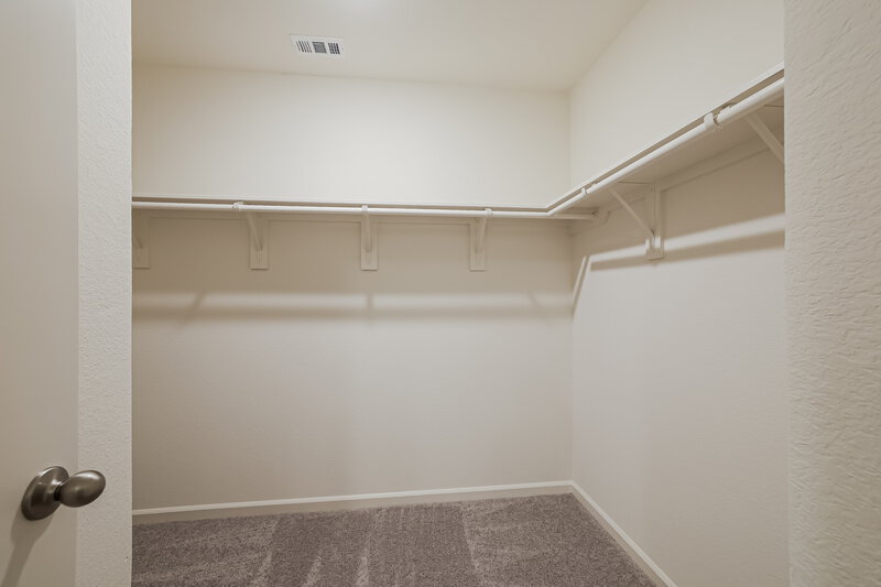1,980/Mo, 6179 Emperor Pine Trl Porter, TX 77365 Walk In Closet View
