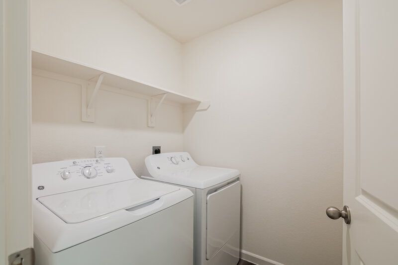 1,980/Mo, 6179 Emperor Pine Trl Porter, TX 77365 Laundry Room View