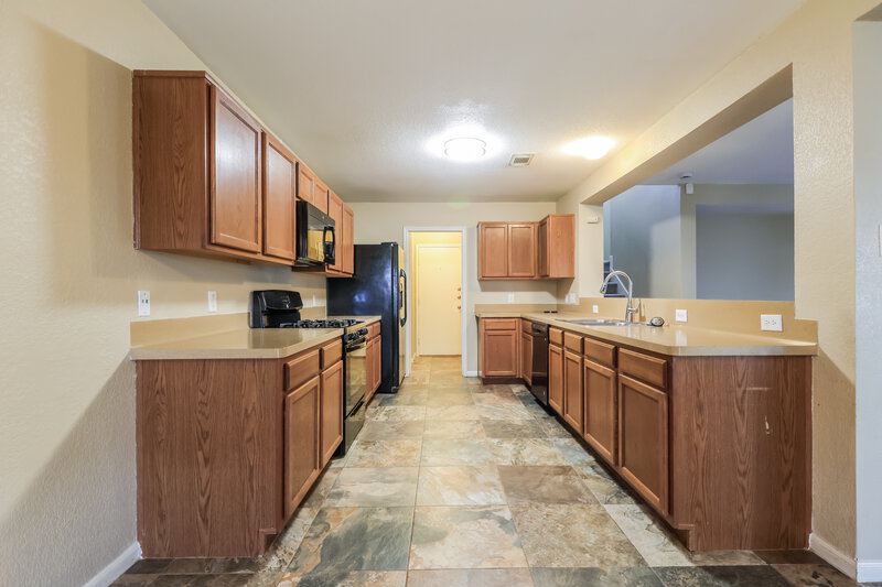 2,085/Mo, 6418 Lily Hollow Ct Spring, TX 77379 Kitchen View