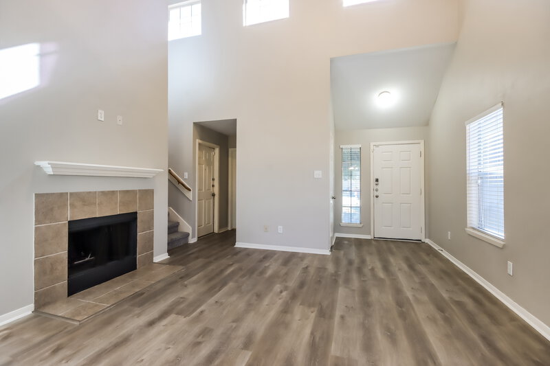 2,020/Mo, 17335 Cormorant Ct Humble, TX 77396 Living Room View 2