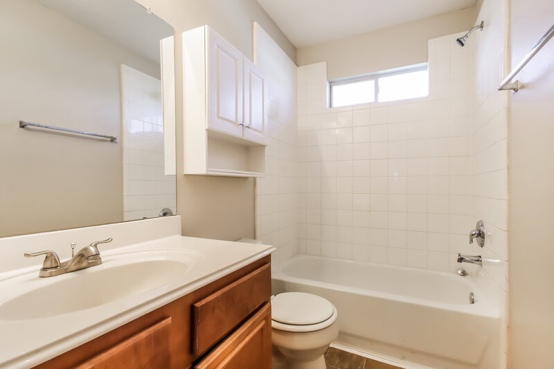 2,020/Mo, 17335 Cormorant Ct Humble, TX 77396 Bathroom View
