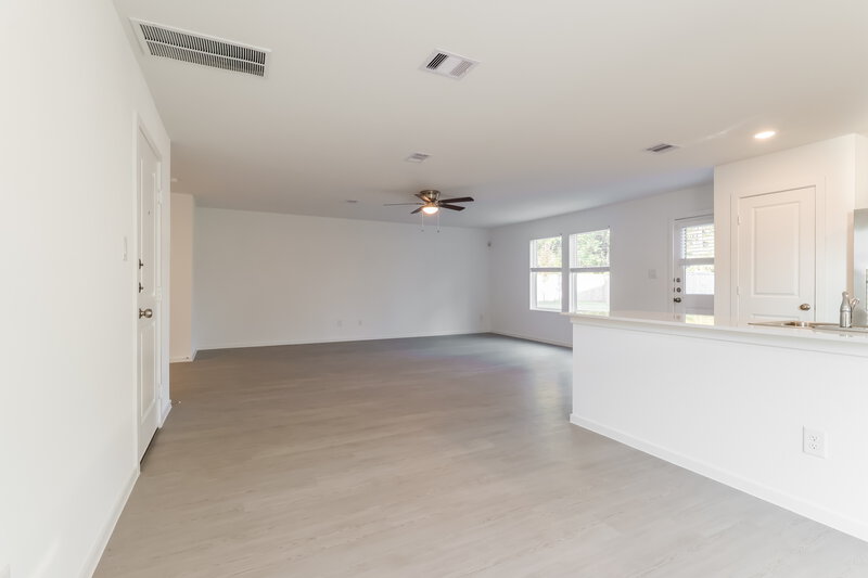 1,965/Mo, 1705 Lofty Cedar Ct Conroe, TX 77301 Dining Room View