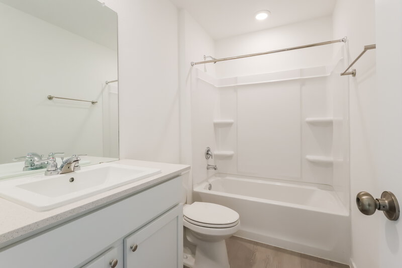 1,965/Mo, 1705 Lofty Cedar Ct Conroe, TX 77301 Bathroom View
