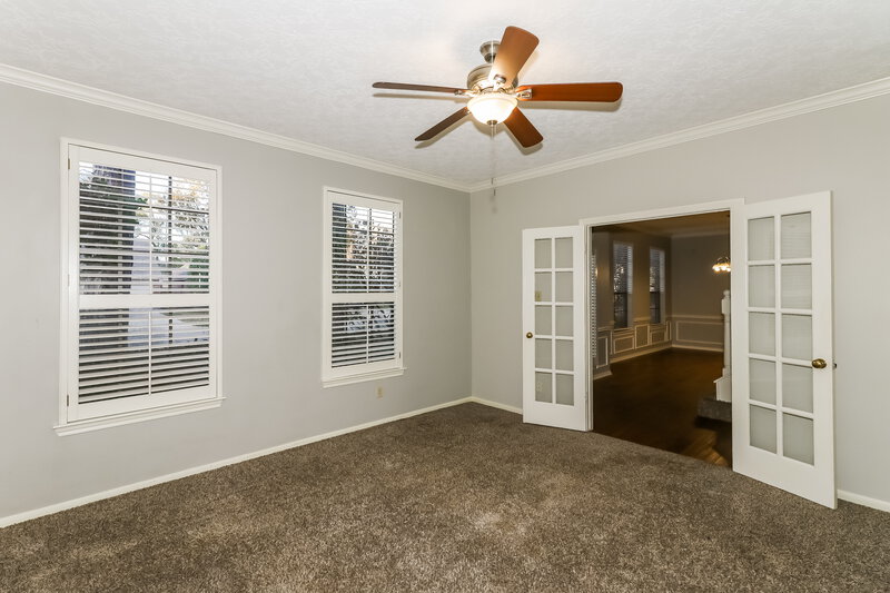 2,130/Mo, 5111 Natural Bridge Dr Kingwood, TX 77345 Office View 2