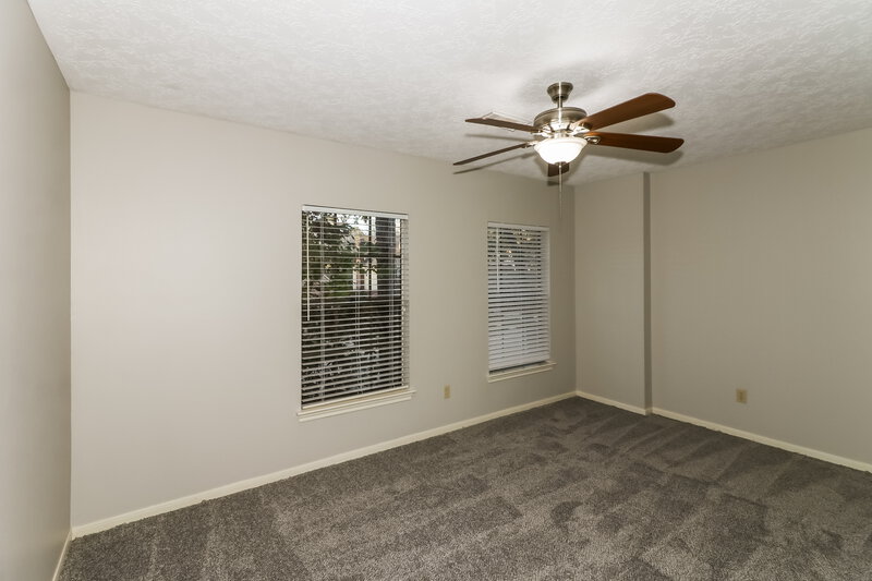 2,130/Mo, 5111 Natural Bridge Dr Kingwood, TX 77345 Bedroom View 2