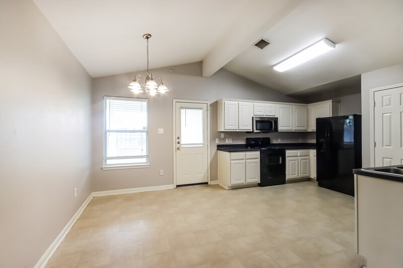 1,880/Mo, 4303 Nueces River Loop Spring, TX 77386 Dining Room View