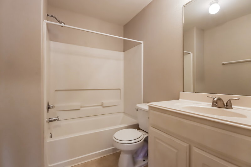 1,880/Mo, 4303 Nueces River Loop Spring, TX 77386 Bathroom View
