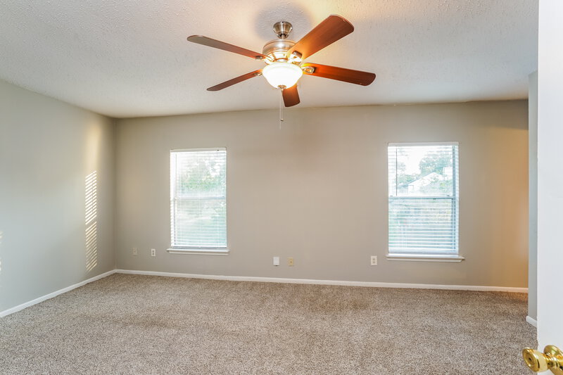 2,075/Mo, 22703 Stratford House Ln Katy, TX 77449 Main Bedroom View