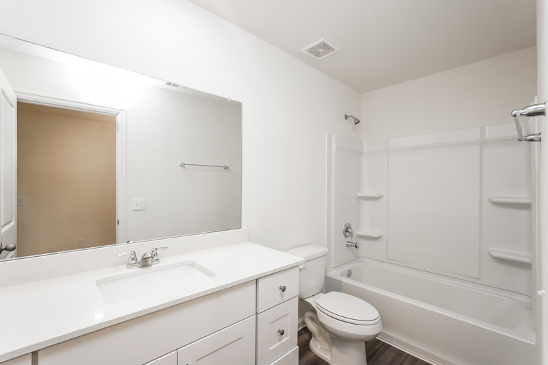 2,345/Mo, 6064 Majestic Creek Trl Porter, TX 77365 Bathroom View 2