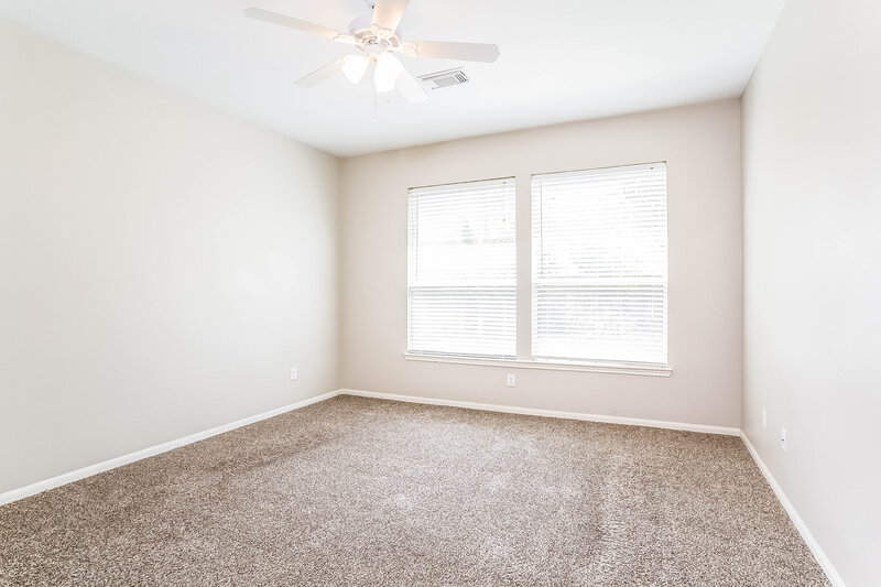 2,600/Mo, 17819 Landing Pines Trl Houston, TX 77084 Bedroom View 2