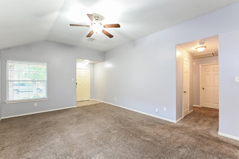 1,915/Mo, 2523 Muscory Dr Humble, TX 77396 Living Room View 2