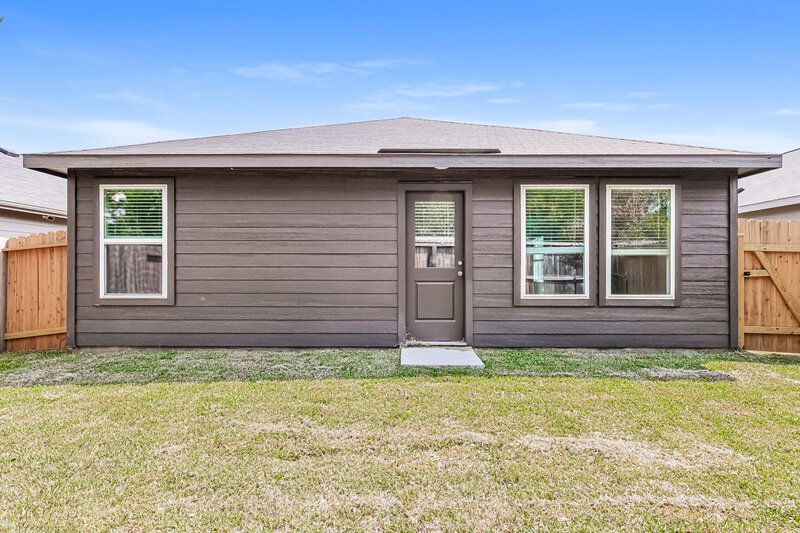 1,755/Mo, 1717 Lofty Cedar Ct Conroe, TX 77301 Rear View