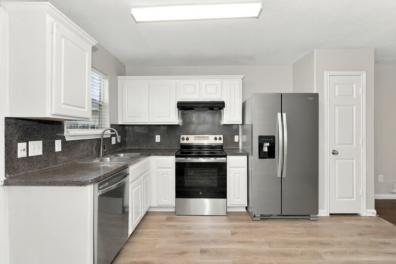 1,760/Mo, 3922 Hollow Cove Ln Richmond, TX 77469 Kitchen View