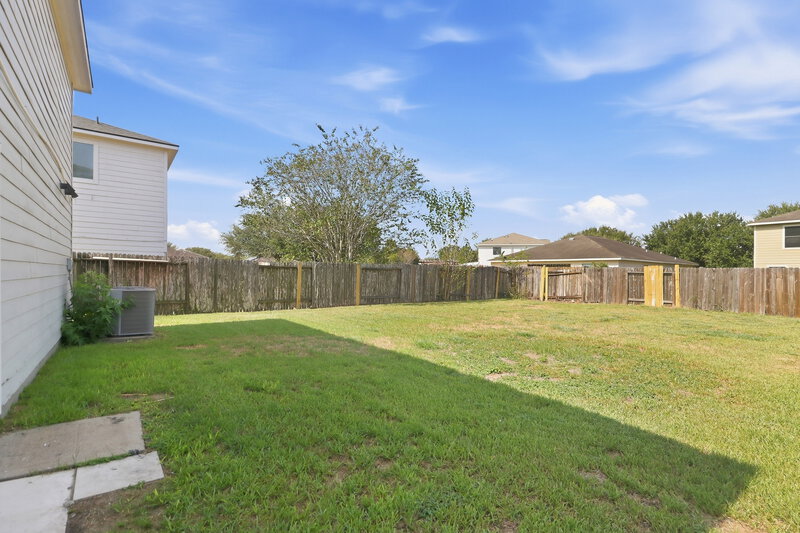 1,760/Mo, 3922 Hollow Cove Ln Richmond, TX 77469 Backyard View