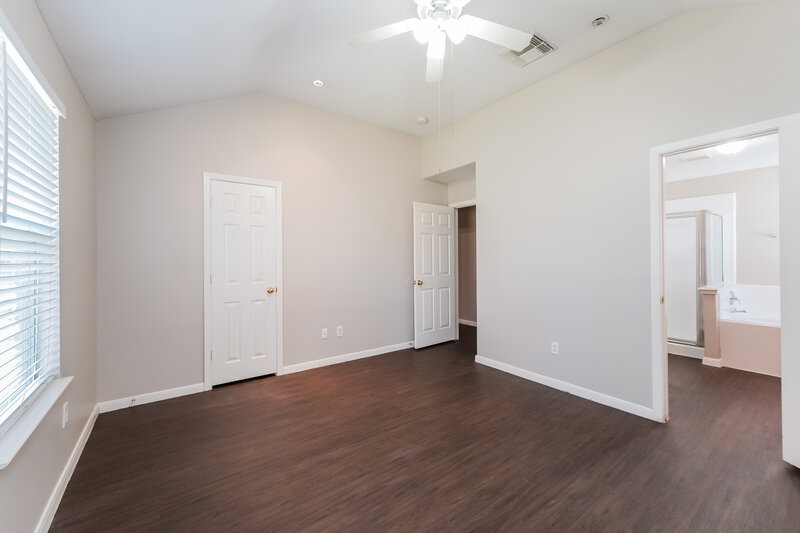 1,865/Mo, 6502 Beeston Hill Dr Katy, TX 77449 Main Bedroom View 2