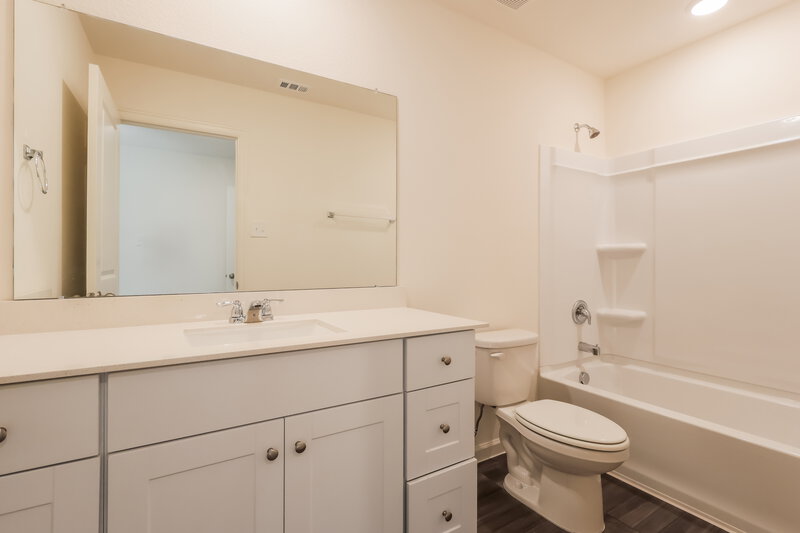 1,795/Mo, 440 Harlow Dr Montgomery, TX 77316 Bathroom View