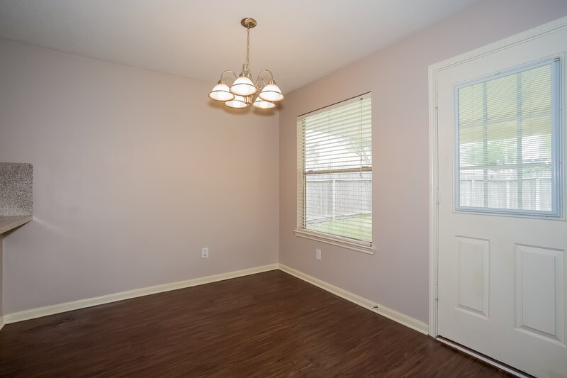 2,105/Mo, 20018 Upland Creek Dr Katy, TX 77449 Dining Room View